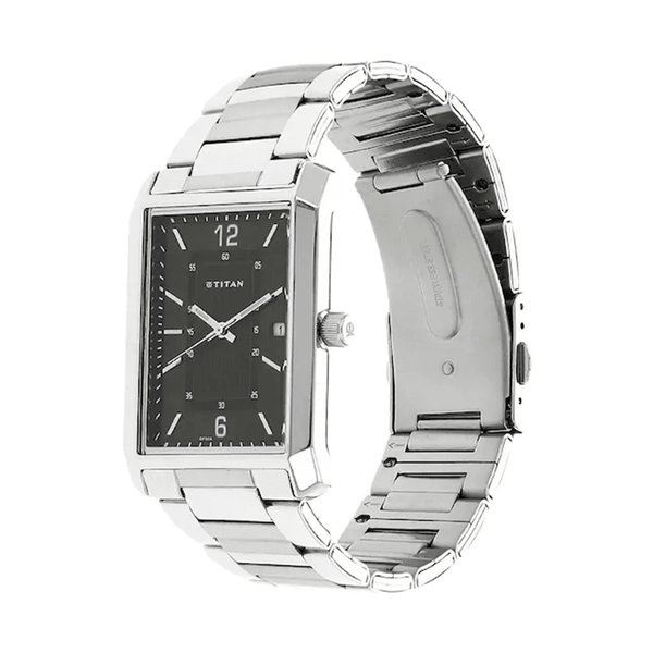 Titan watch best sale 1697saa price